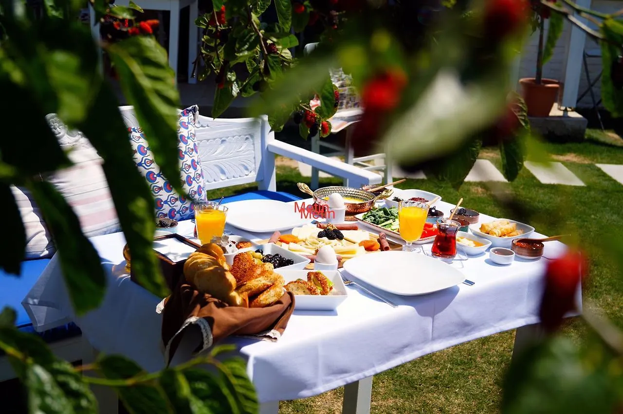 Morera Otel Çeşme 3*,