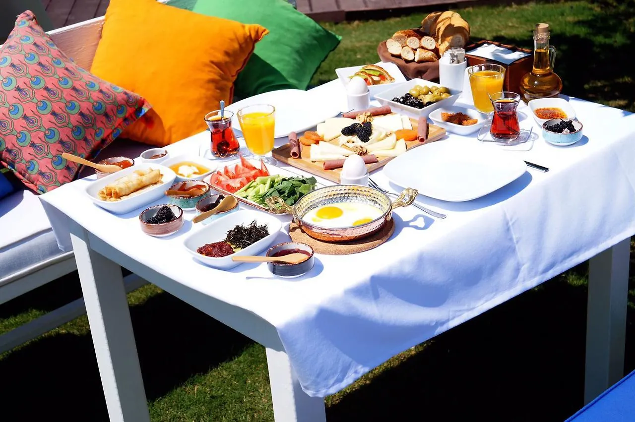 Morera Otel Çeşme Hotel