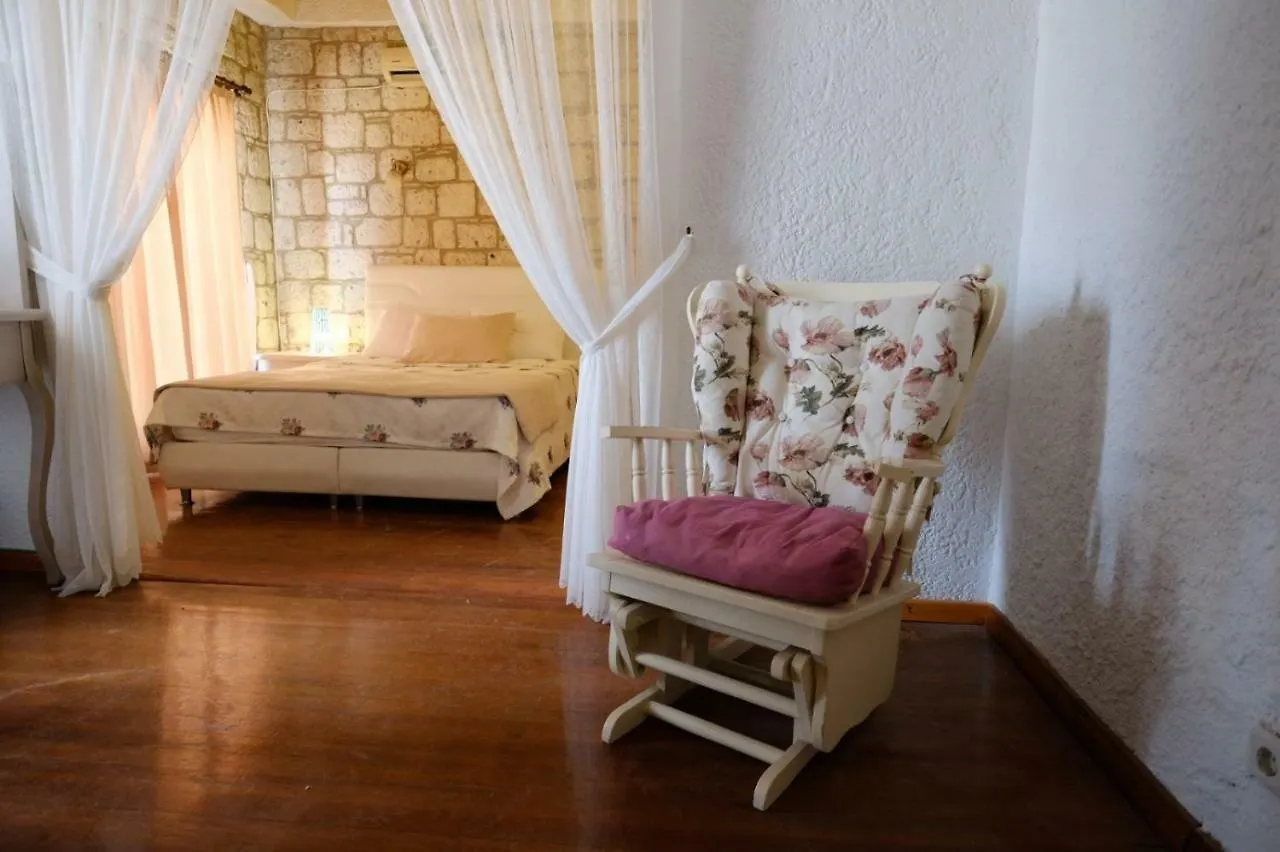 Morera Otel Çeşme