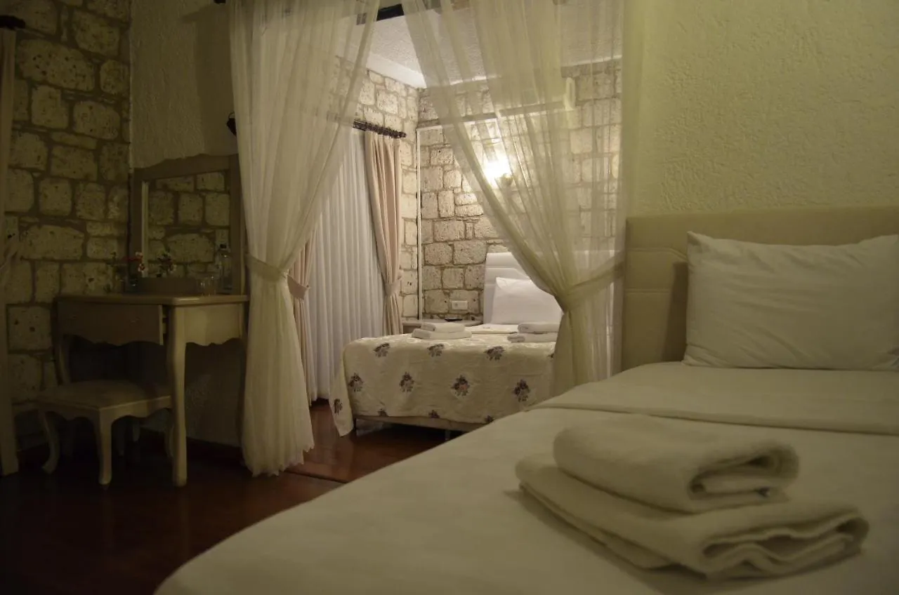 Morera Otel Çeşme